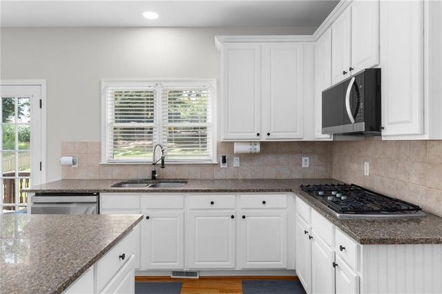 2630 Stonehill Drive, Cumming, GA 30041