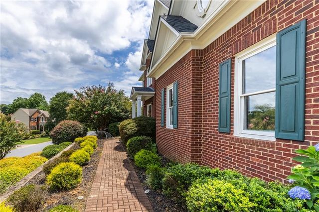 2630 Stonehill Drive, Cumming, GA 30041