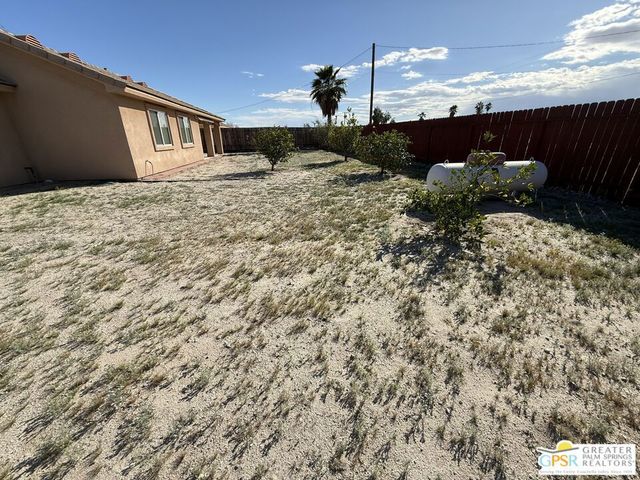 2869 Stardust Avenue, Thermal, CA 92274