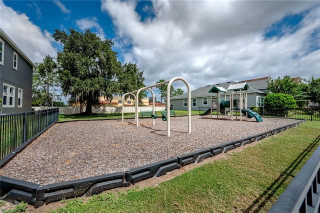10457 FLAGSTAFF FALLS AVENUE, Riverview, FL 33578