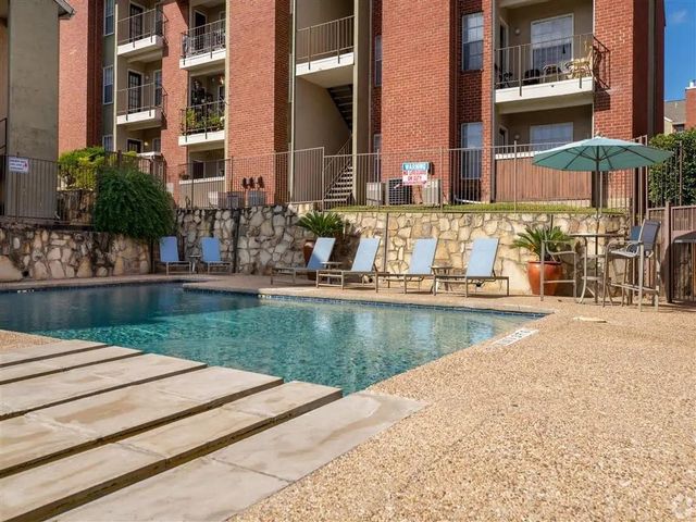 7610 Cameron Rd 356, Austin, TX 78752