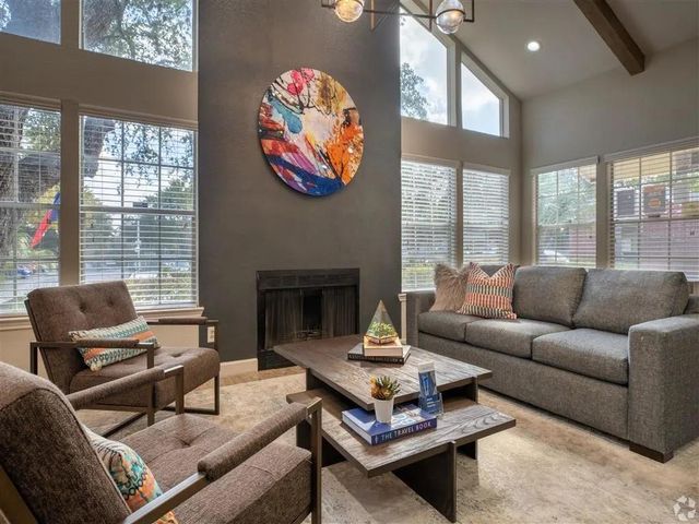 7610 Cameron Rd 356, Austin, TX 78752