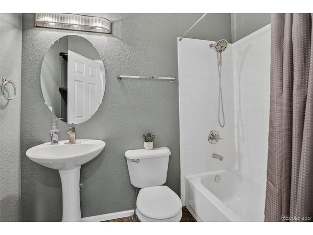 1703 Whitehall Dr 4A, Longmont, CO 80504