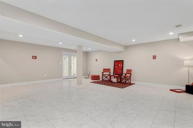 17616 GARRETT DR, Gaithersburg, MD 20878