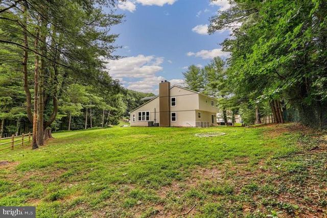 17616 GARRETT DR, Gaithersburg, MD 20878