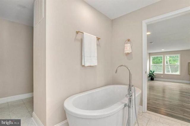 17616 GARRETT DR, Gaithersburg, MD 20878