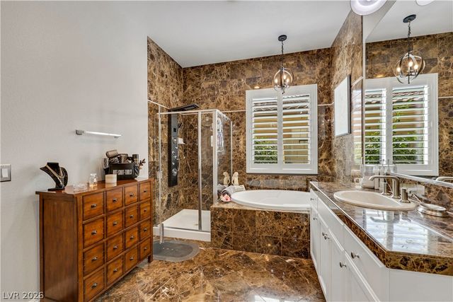 7135 Comanche Canyon Avenue, Las Vegas, NV 89113