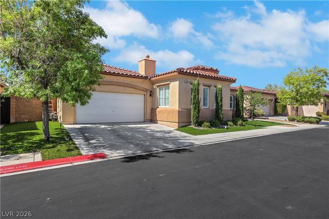7135 Comanche Canyon Avenue, Las Vegas, NV 89113