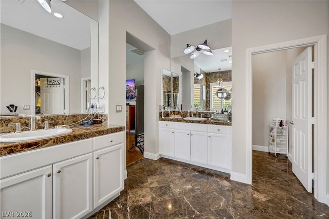 7135 Comanche Canyon Avenue, Las Vegas, NV 89113