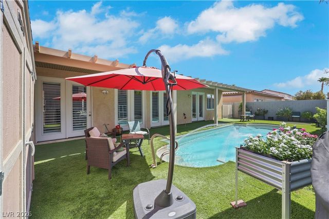 7135 Comanche Canyon Avenue, Las Vegas, NV 89113