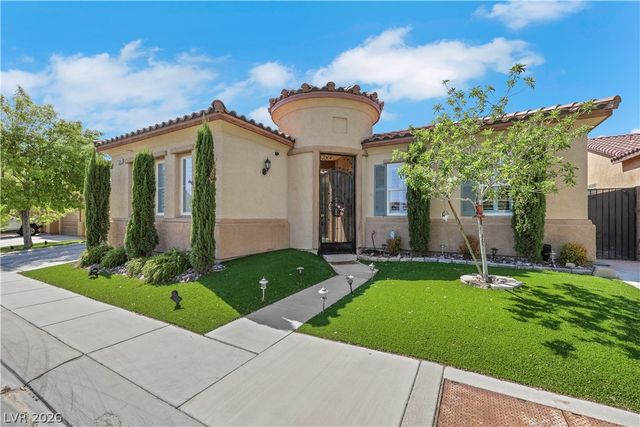7135 Comanche Canyon Avenue, Las Vegas, NV 89113