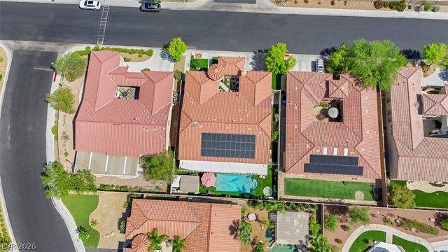 7135 Comanche Canyon Avenue, Las Vegas, NV 89113