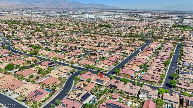 7135 Comanche Canyon Avenue, Las Vegas, NV 89113