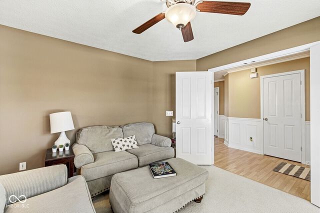 7825 Andaman Drive, Zionsville, IN 46077
