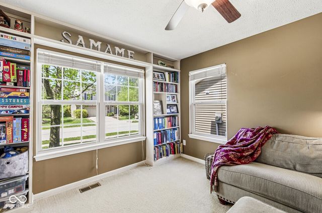 7825 Andaman Drive, Zionsville, IN 46077