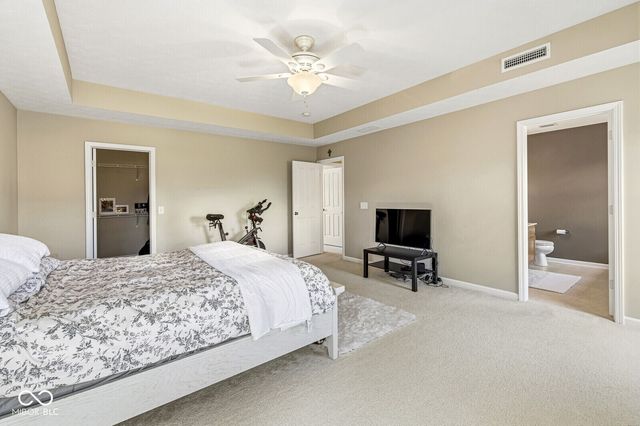 7825 Andaman Drive, Zionsville, IN 46077