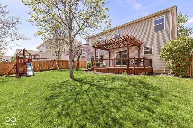 7825 Andaman Drive, Zionsville, IN 46077