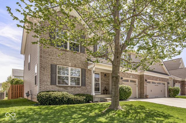7825 Andaman Drive, Zionsville, IN 46077