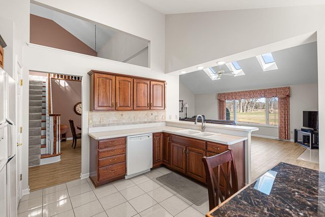 514 Pinehurst Lane, Schererville, IN 46375