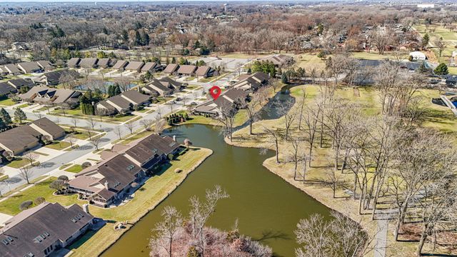 514 Pinehurst Lane, Schererville, IN 46375