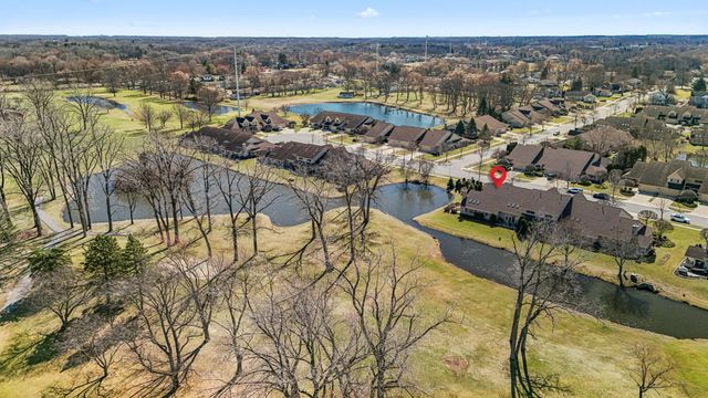 514 Pinehurst Lane, Schererville, IN 46375