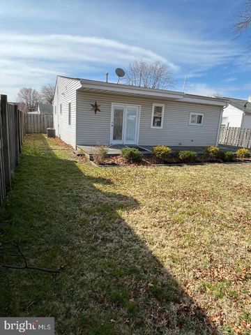 3 WILBUR RD, Baltimore, MD 21221