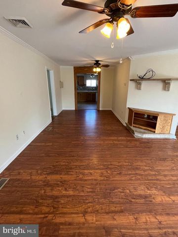 3 WILBUR RD, Baltimore, MD 21221