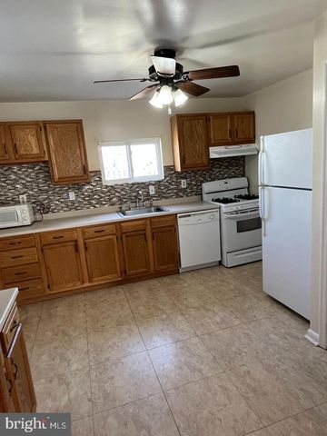 3 WILBUR RD, Baltimore, MD 21221