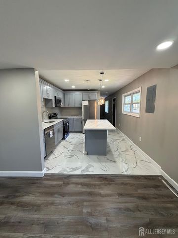 12 Stony Road, Edison, NJ 08817