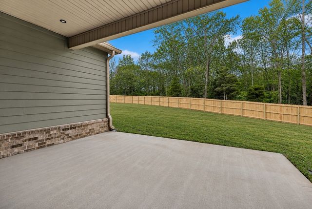 1749 Powell Rd, Clarksville, TN 37043
