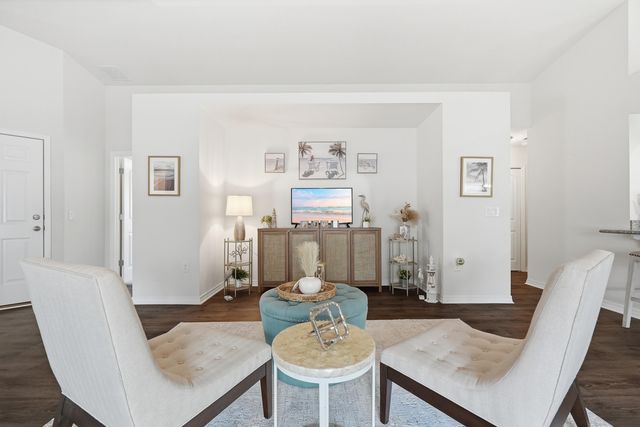 8425 Sevilla Street, Navarre, FL 32566