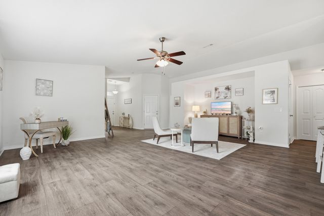 8425 Sevilla Street, Navarre, FL 32566