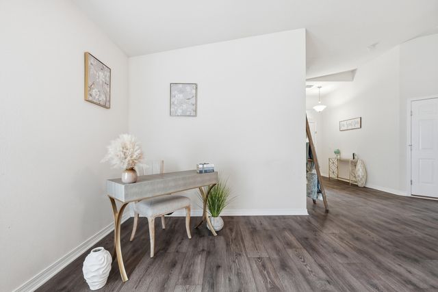 8425 Sevilla Street, Navarre, FL 32566