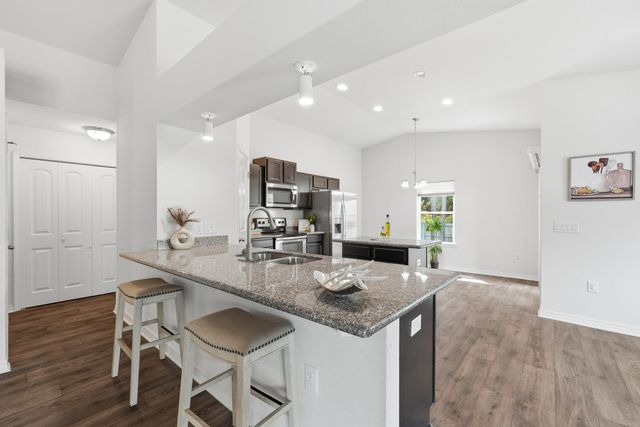 8425 Sevilla Street, Navarre, FL 32566