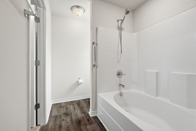 8425 Sevilla Street, Navarre, FL 32566