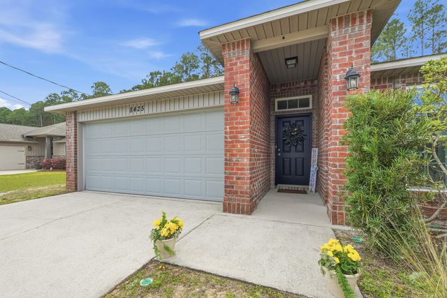 8425 Sevilla Street, Navarre, FL 32566