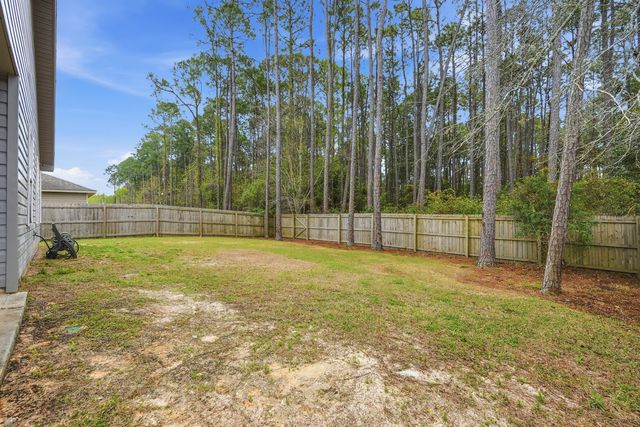 8425 Sevilla Street, Navarre, FL 32566