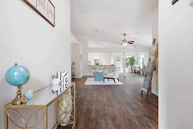 8425 Sevilla Street, Navarre, FL 32566