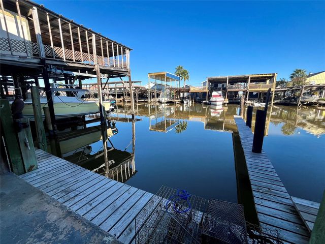 318 Marine Way, Freeport, TX 77541