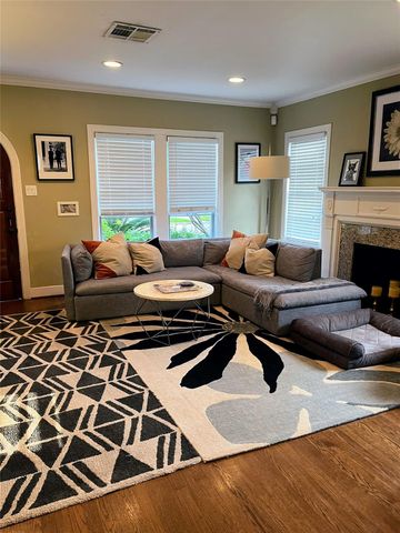 2106 Colquitt Street, Houston, TX 77098