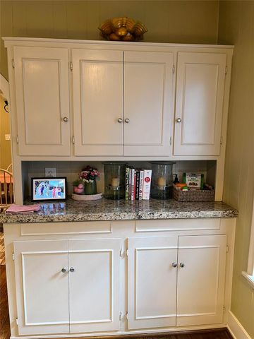 2106 Colquitt Street, Houston, TX 77098