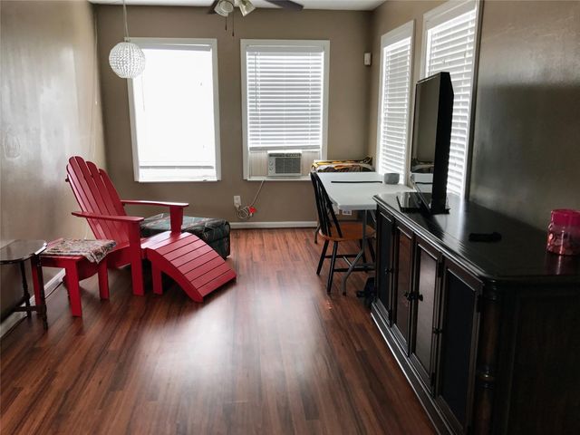 2106 Colquitt Street, Houston, TX 77098