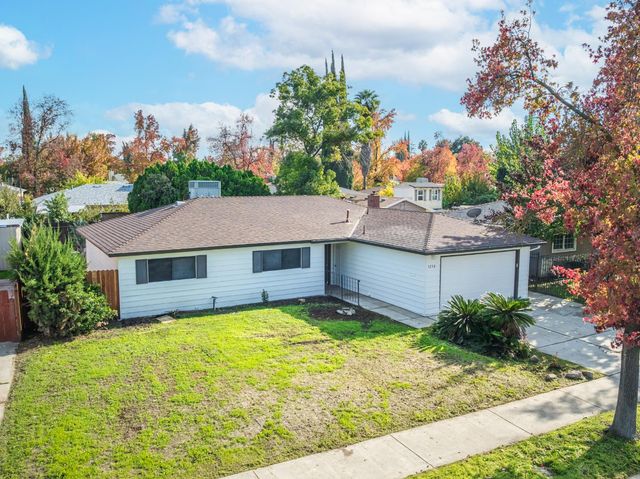 3238 Sacramento Dr, Merced, CA 95348