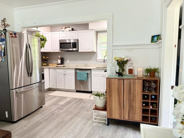 79 Edson St, Brockton, MA 02302