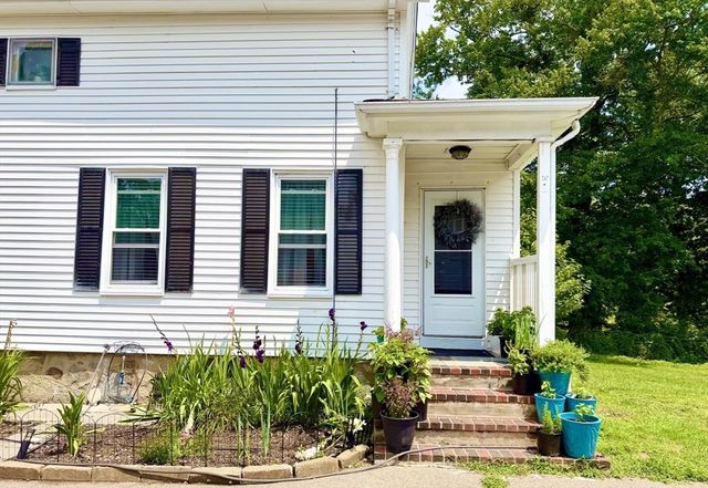 79 Edson St, Brockton, MA 02302