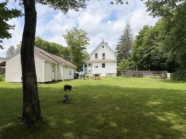 79 Edson St, Brockton, MA 02302