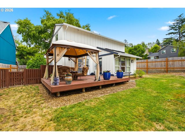 7340 Sw MALLARD Ct, Portland, OR 97223