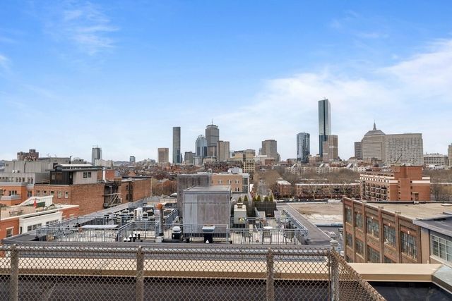 40 Fay St 406, Boston, MA 02118
