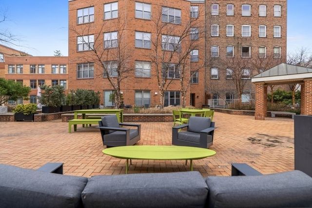 40 Fay St 406, Boston, MA 02118
