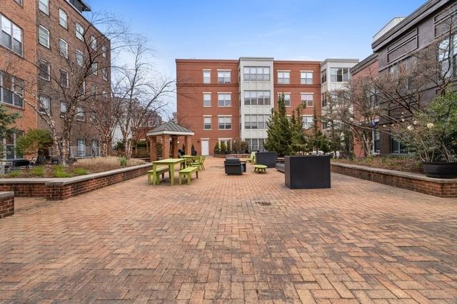 40 Fay St 406, Boston, MA 02118